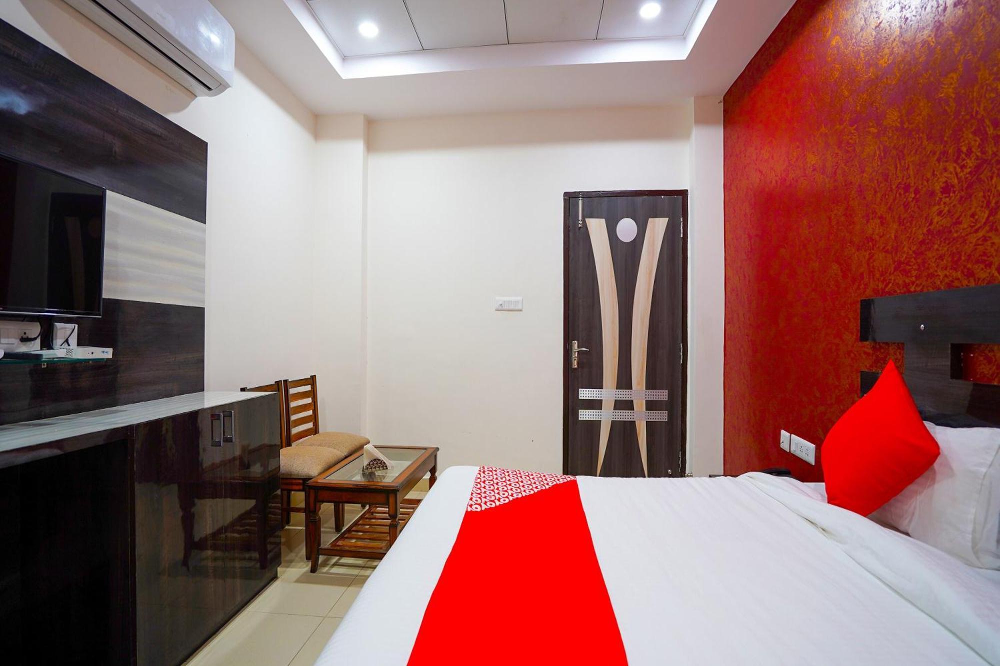 Hotel O H D Hotel Bhiwadi Buitenkant foto