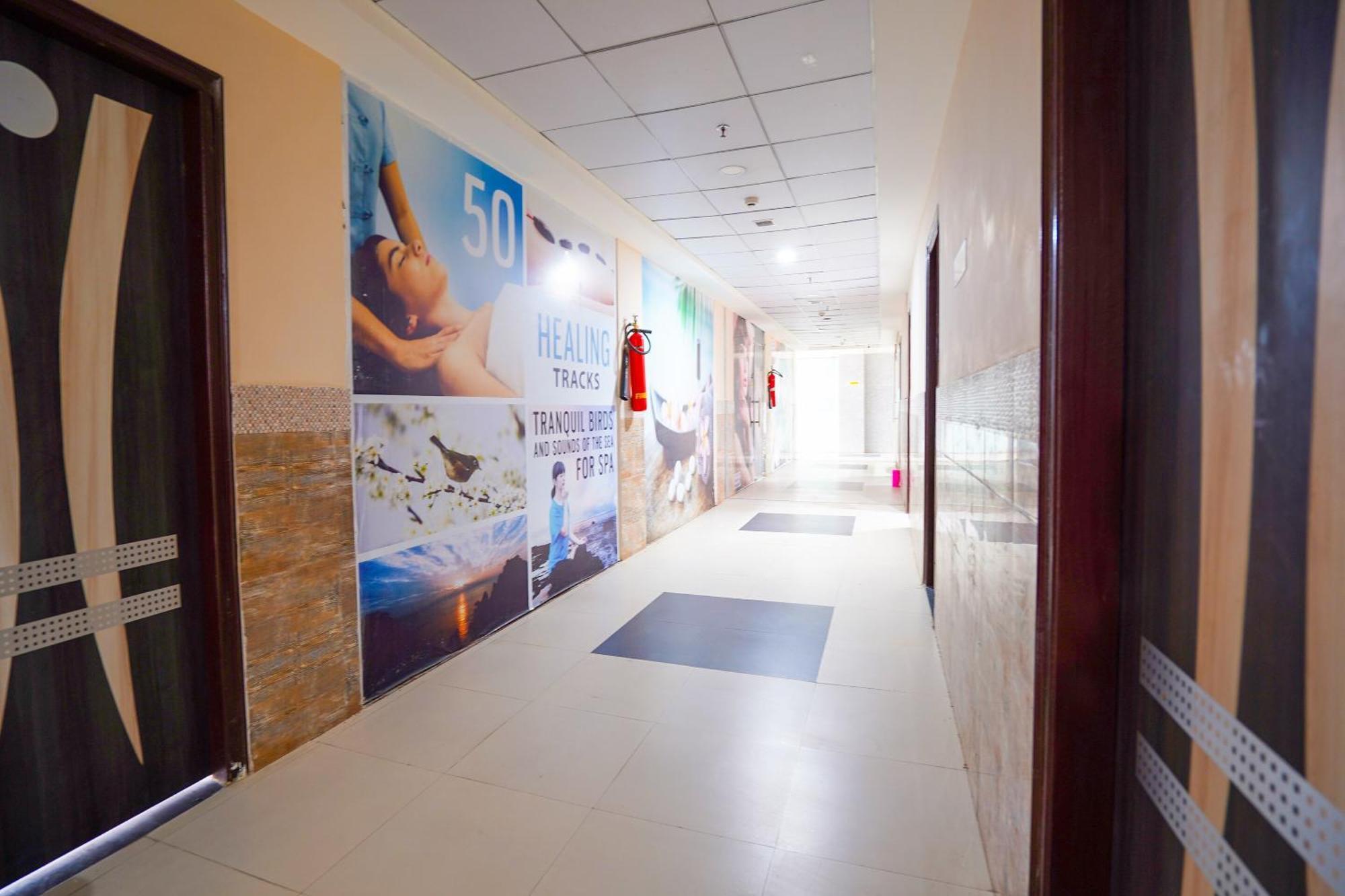 Hotel O H D Hotel Bhiwadi Buitenkant foto